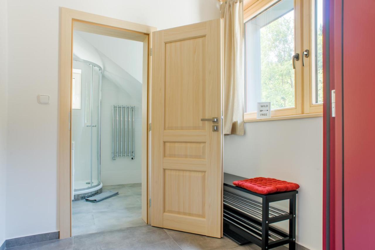 Pstruzi Ap19 * Pstruzi (Karlovy Vary)