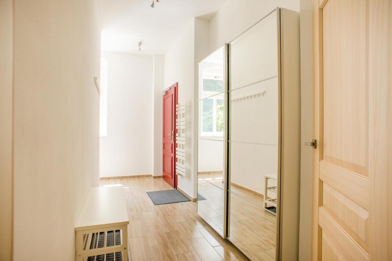 Pstruzi Ap19 * Pstruzi (Karlovy Vary)