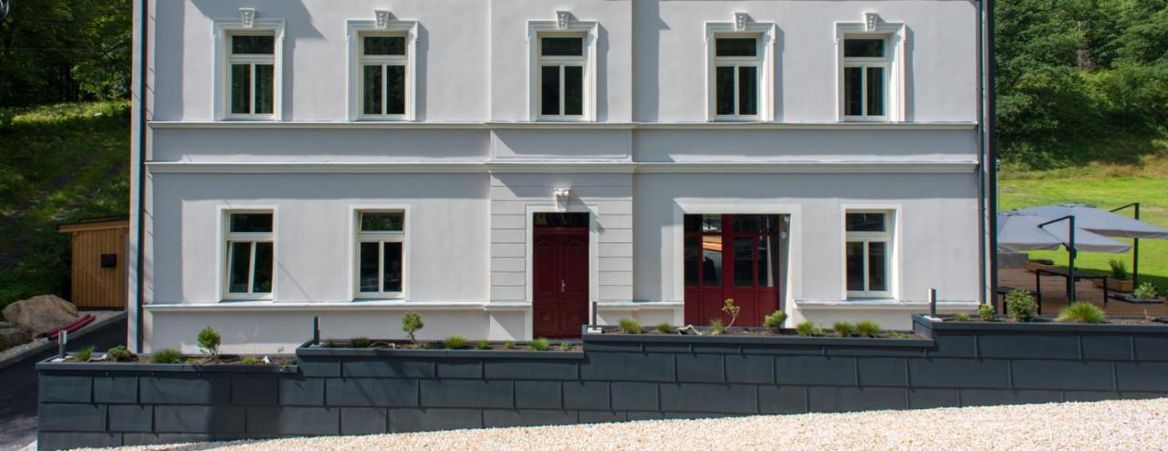 Pstruzi Ap19 Pstruzi (Karlovy Vary)