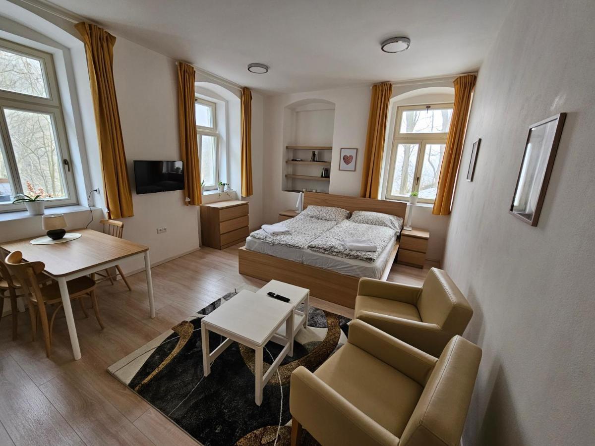 Pstruzi Ap19 Apartment