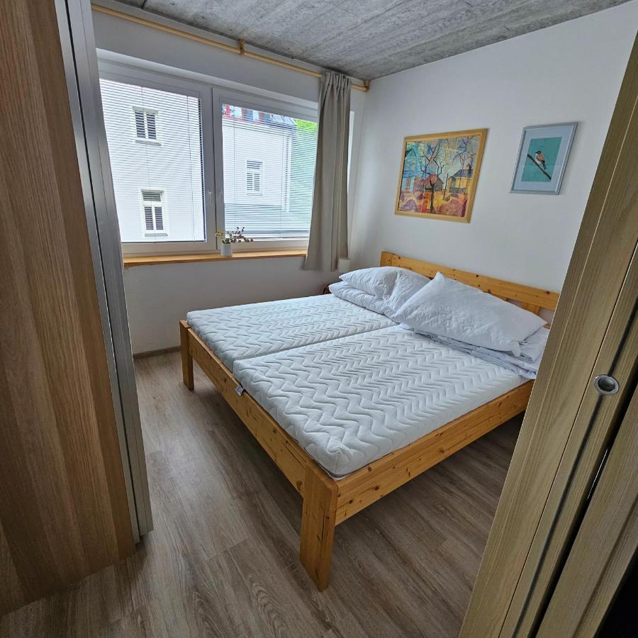 Pstruzi Ap19 Pstruzi (Karlovy Vary)