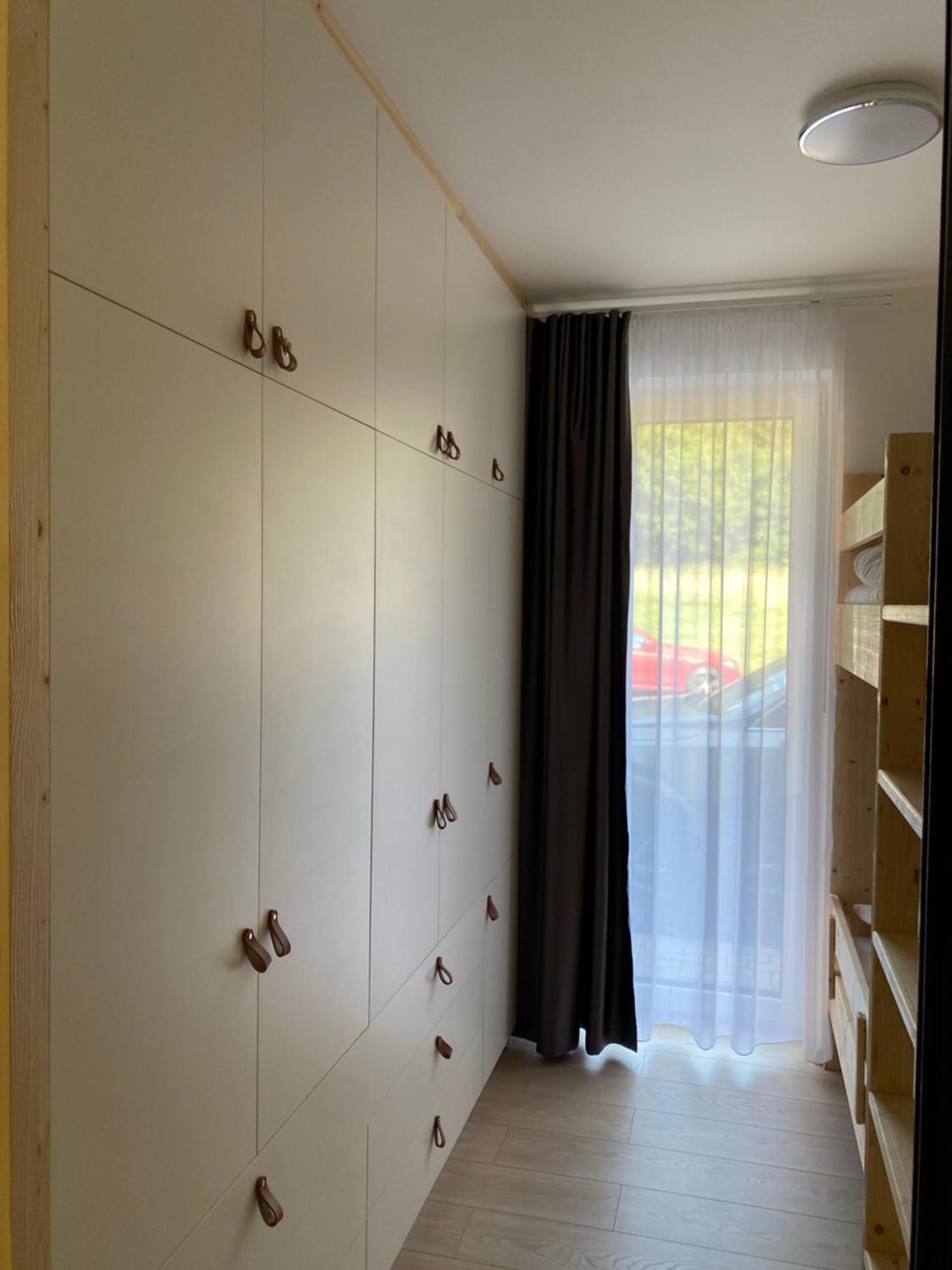 Pstruzi Ap19 Pstruzi (Karlovy Vary)